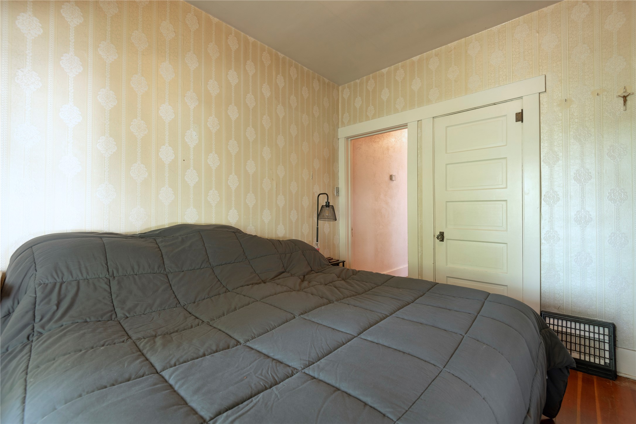 543 5th Avenue Property Photo 11