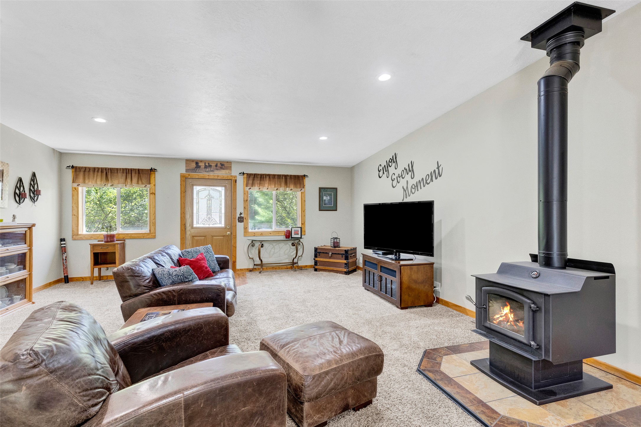 1567 Ward Mountain Lane Property Photo 12