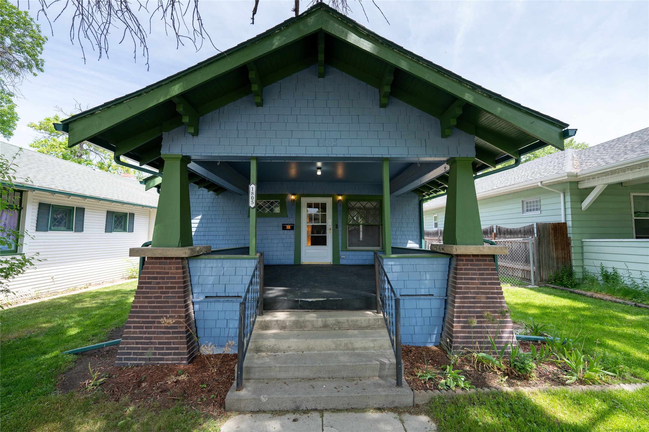 1805 2nd Avenue N Property Photo 1