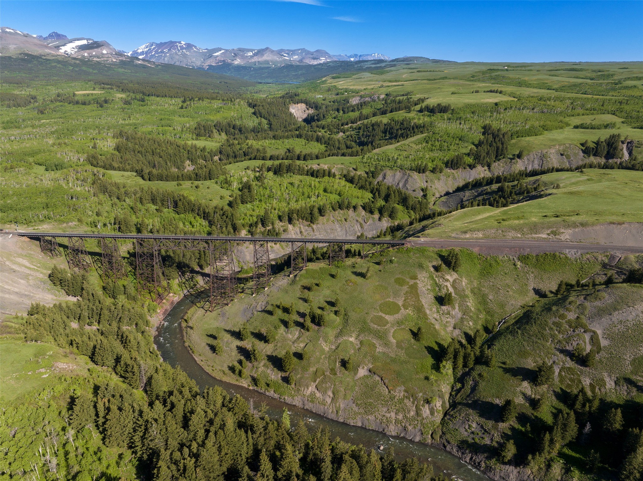 21001 Us Highway 2 Property Photo 3