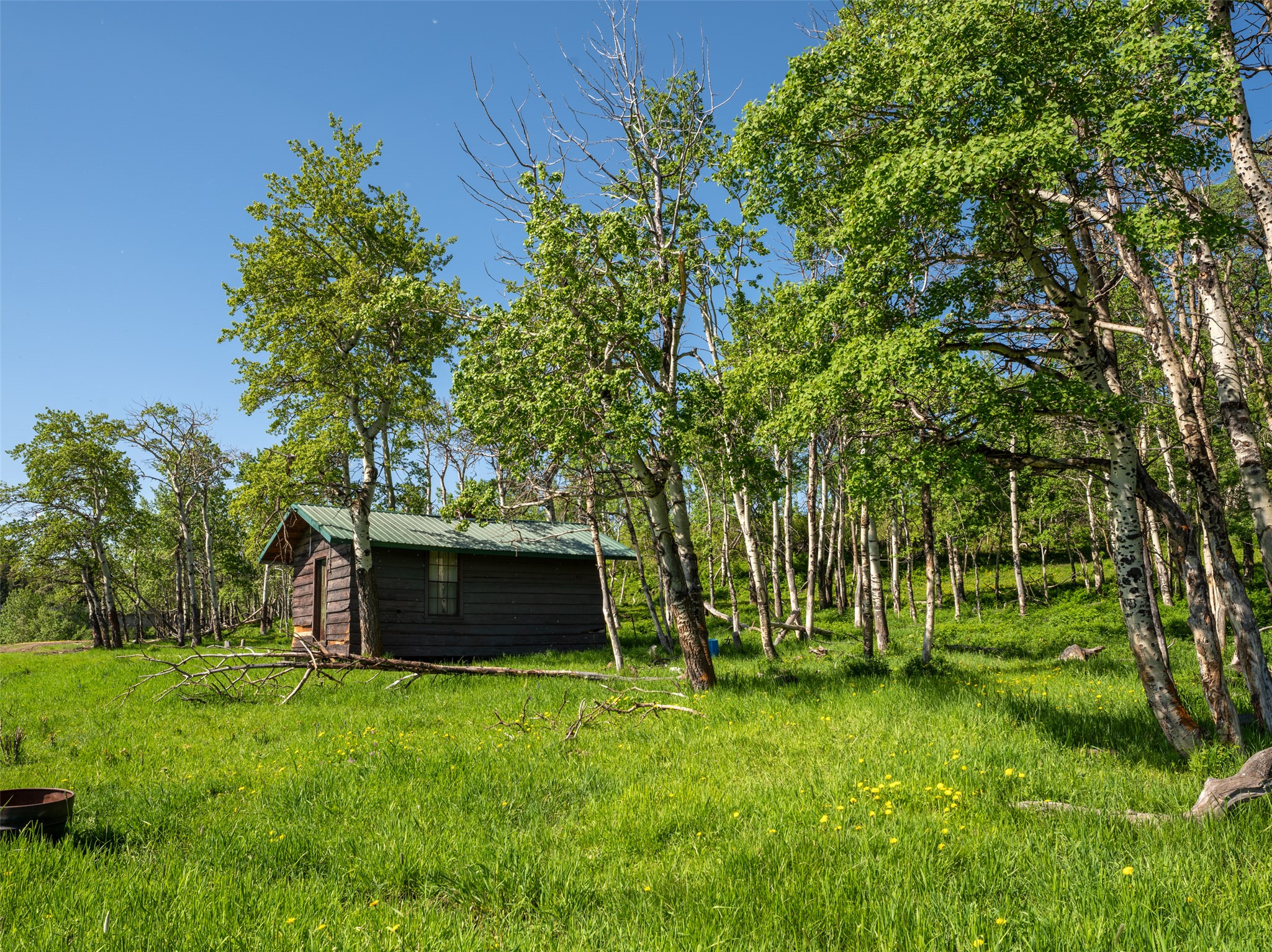 21001 Us Highway 2 Property Photo 8