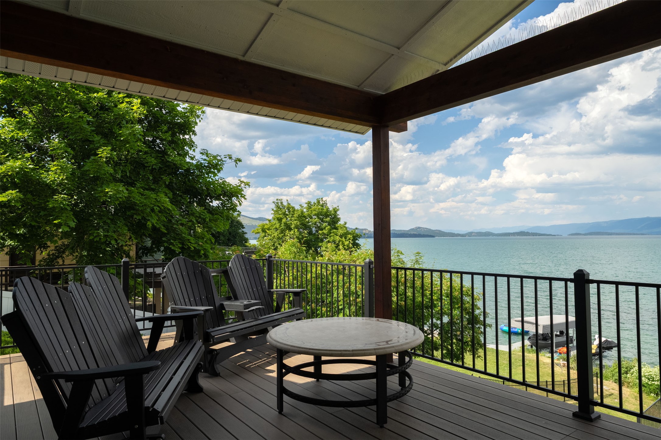 328 Shoreline Drive Property Photo 9