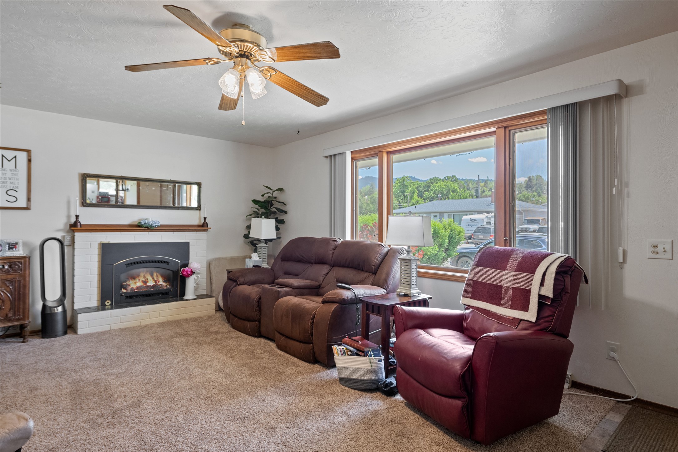 2616 Garland Drive Property Photo 5