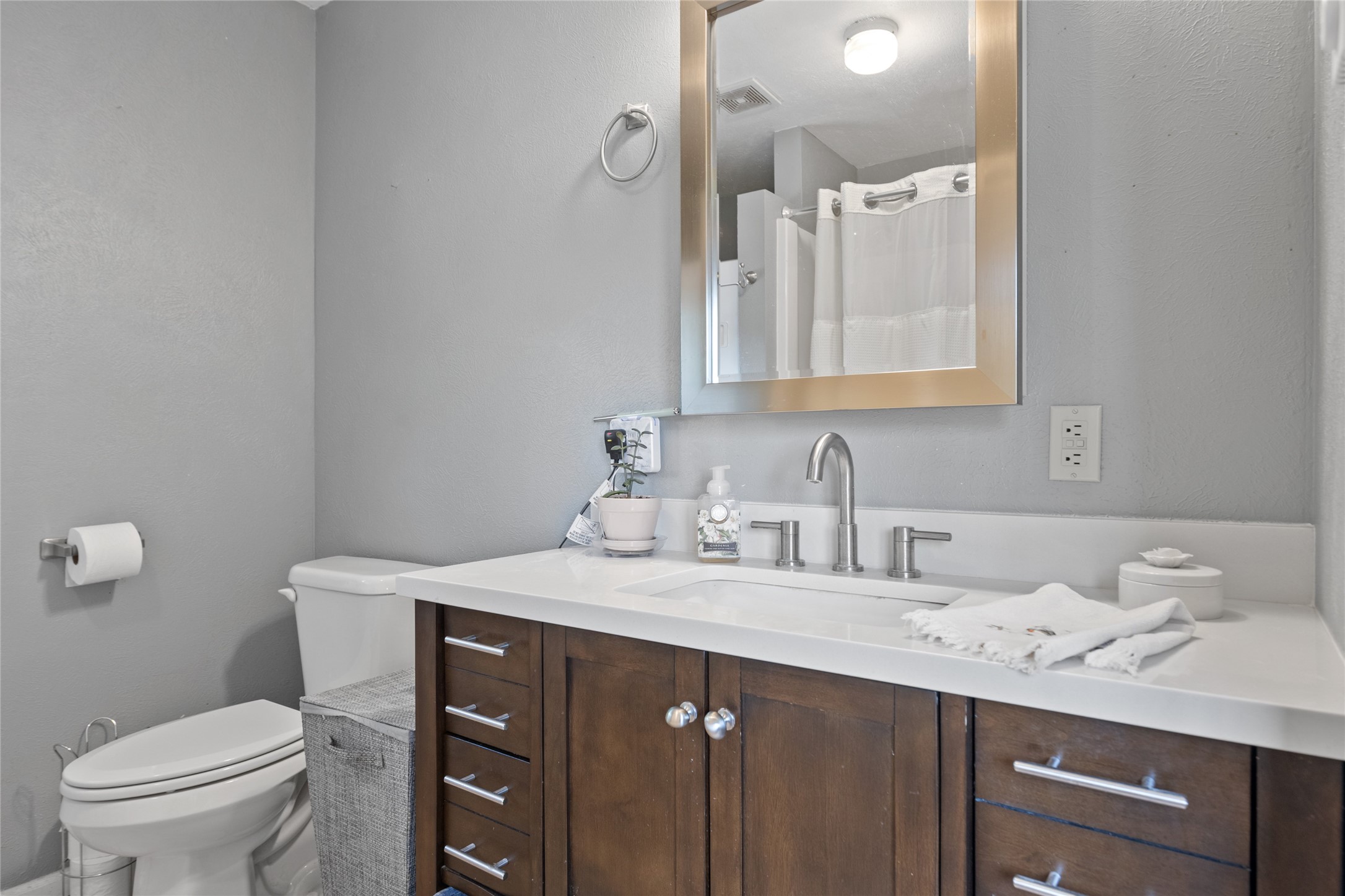 2616 Garland Drive Property Photo 18