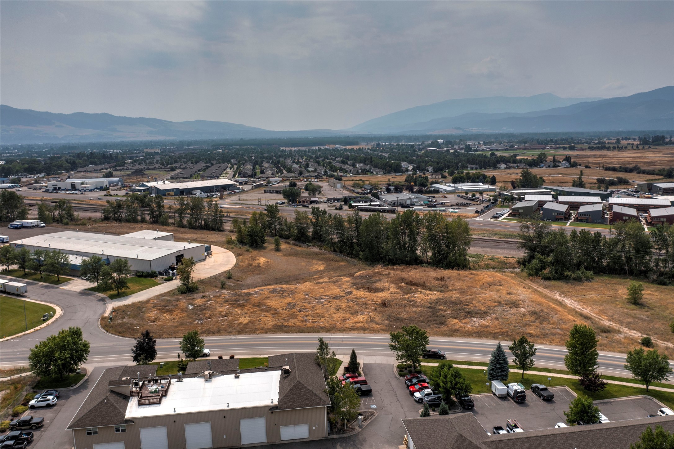 401 Expressway Property Photo 2