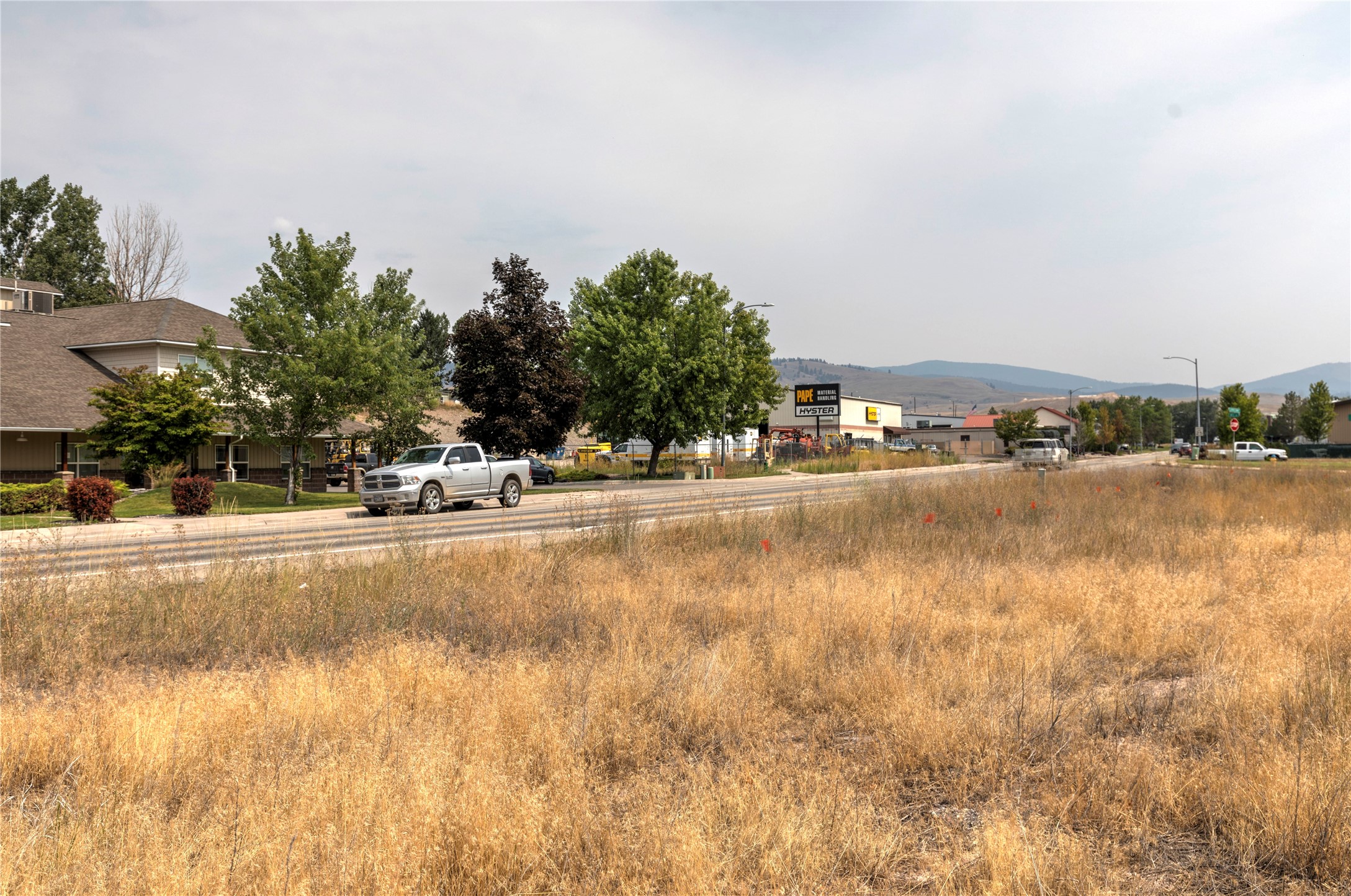 401 Expressway Property Photo 12