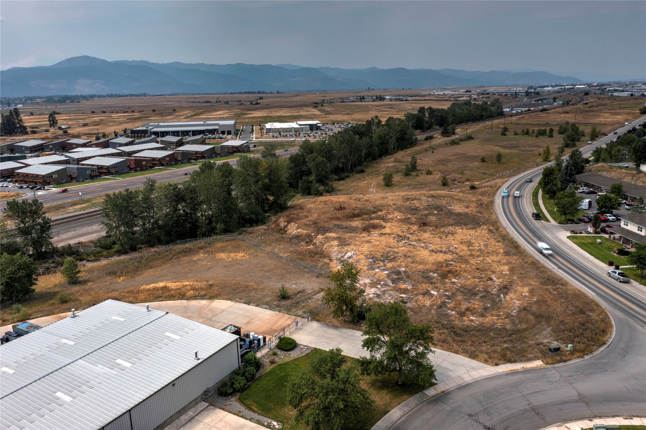401 Expressway Property Photo 14