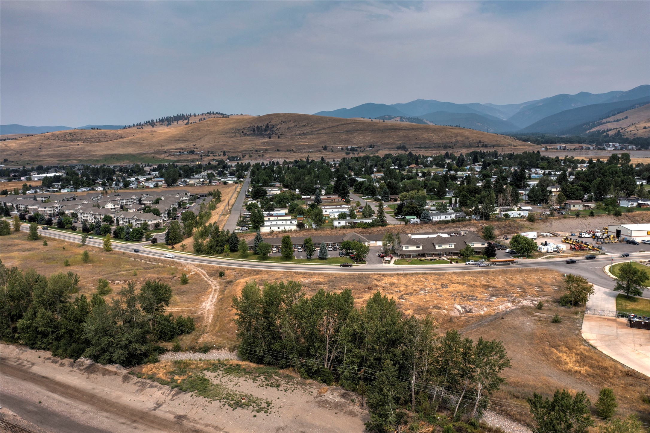 401 Expressway Property Photo 15