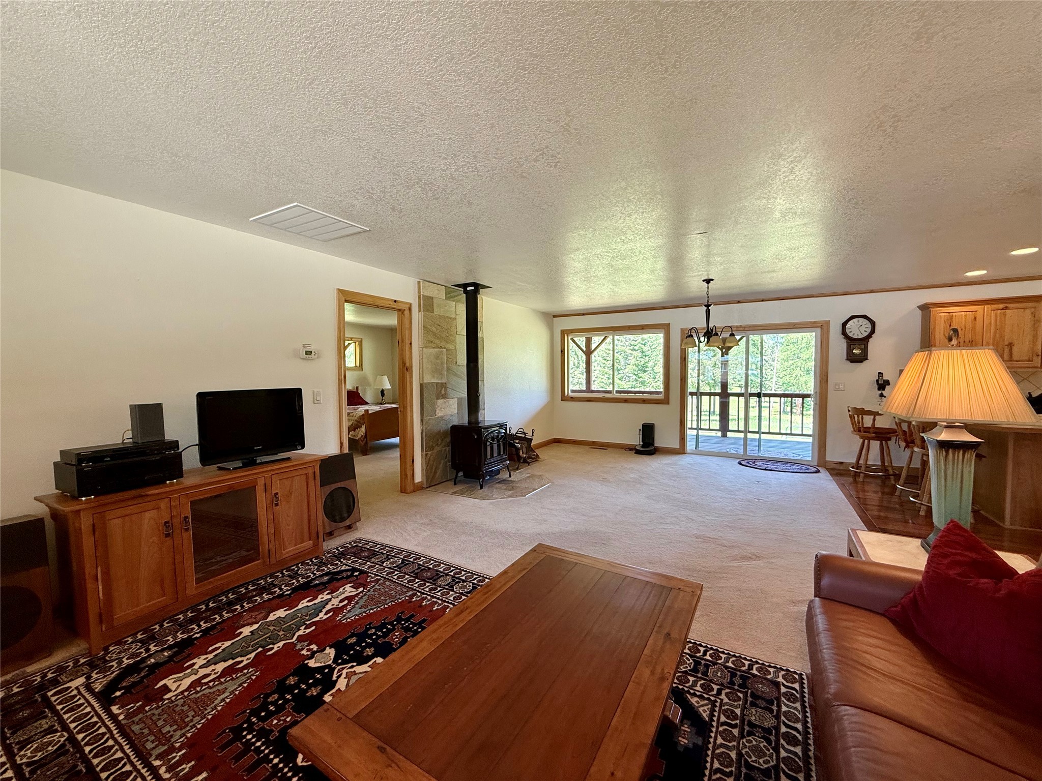 345 S Hill Road Property Photo 10