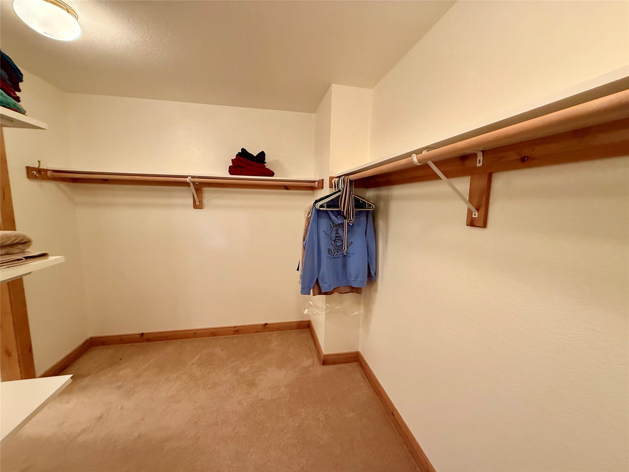 345 S Hill Road Property Photo 33