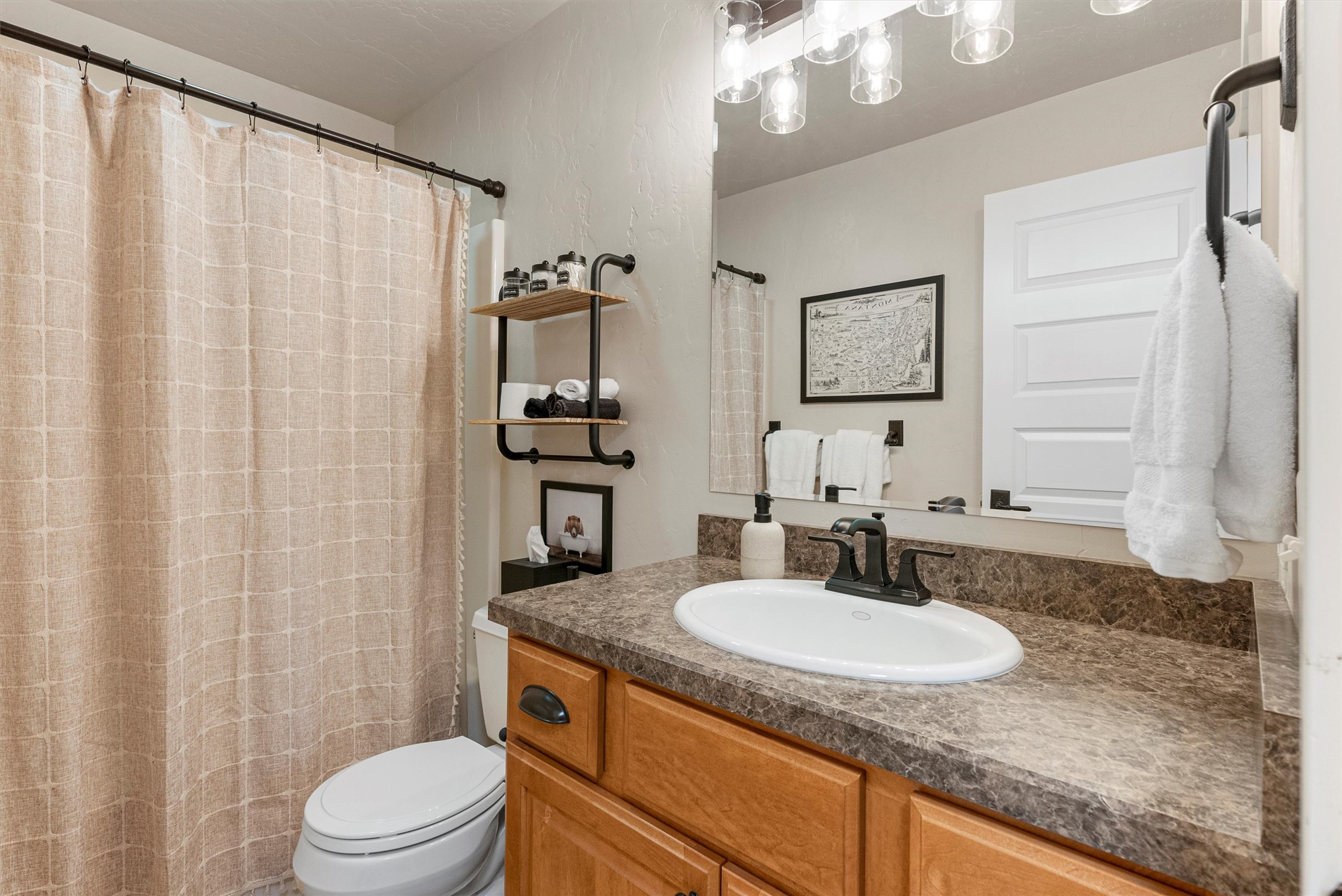 130 Silverberry Street Property Photo 30