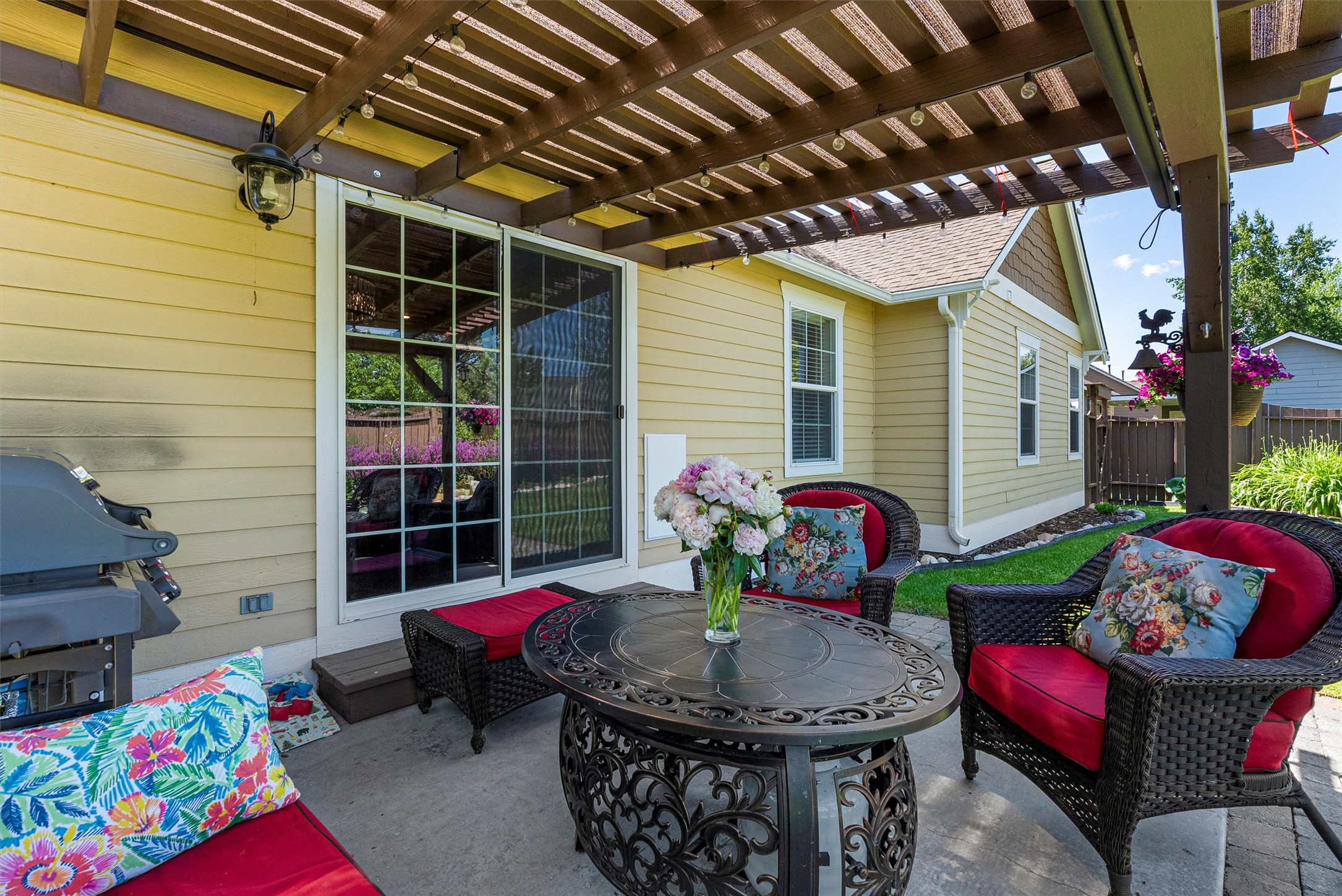 130 Silverberry Street Property Photo 37