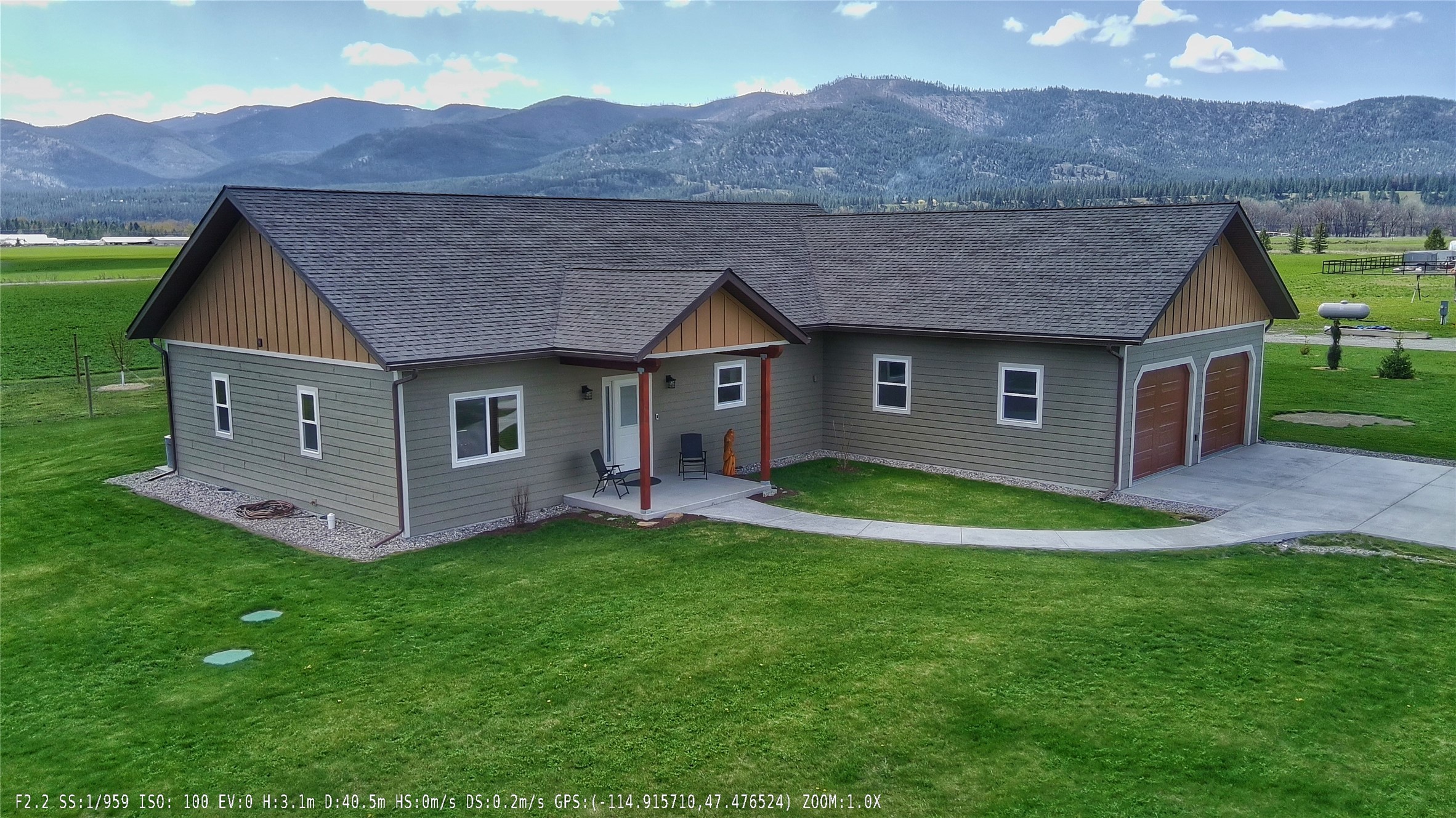 10 Stonebrook Lane Property Photo 1