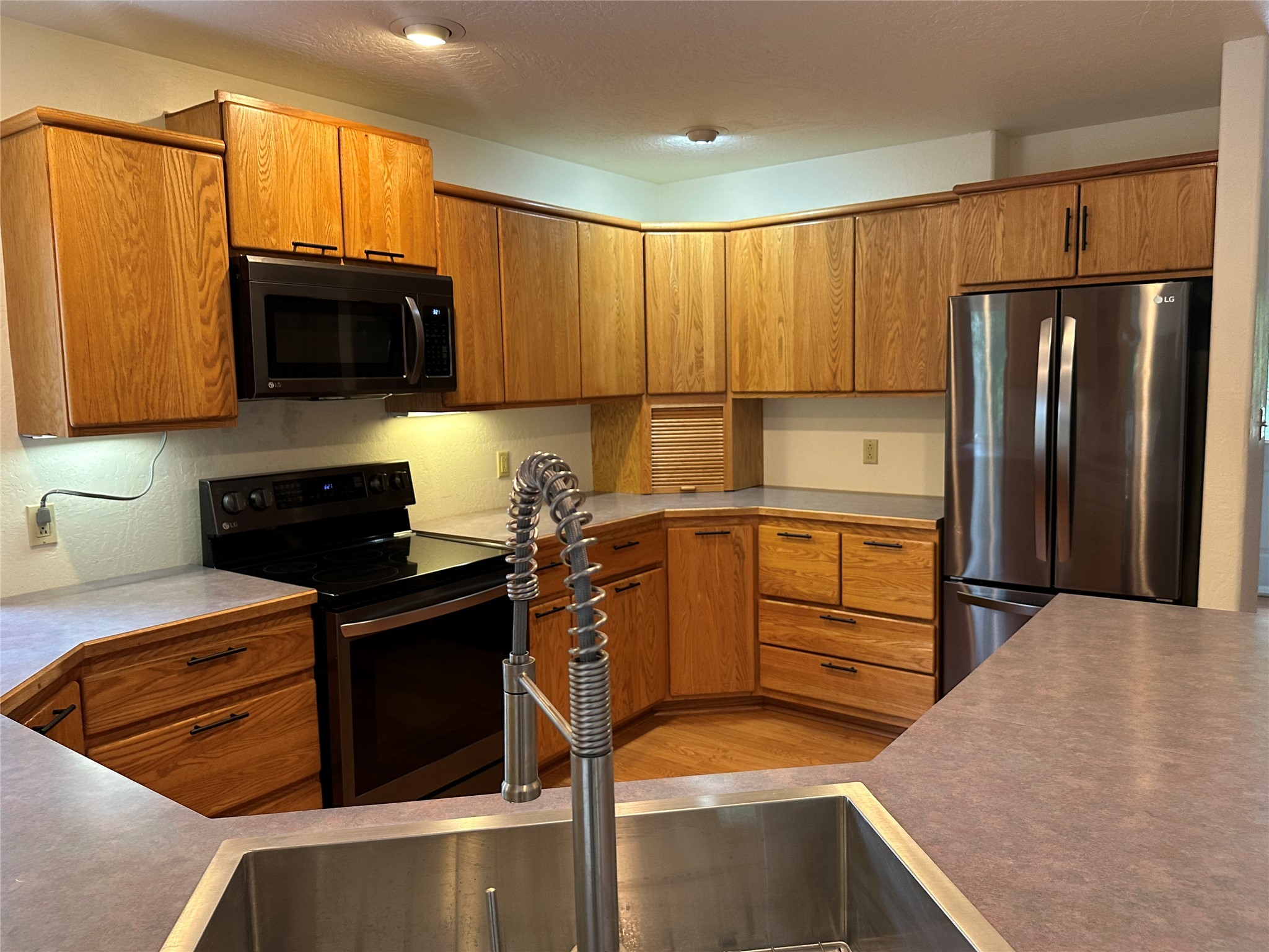 1148 Double Arrow Road Property Photo 10