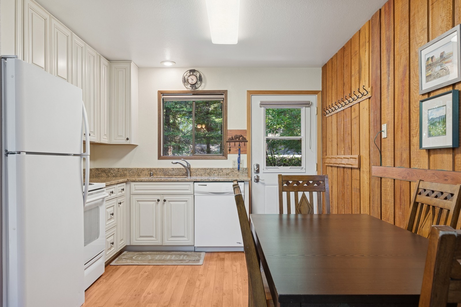 69 Limber Pine 69 Property Photo 5