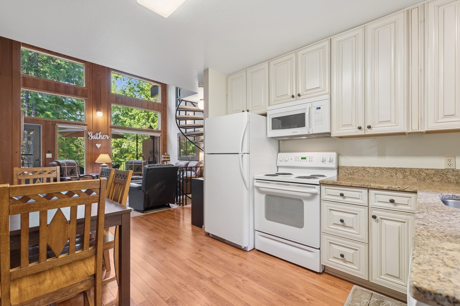69 Limber Pine 69 Property Photo 6