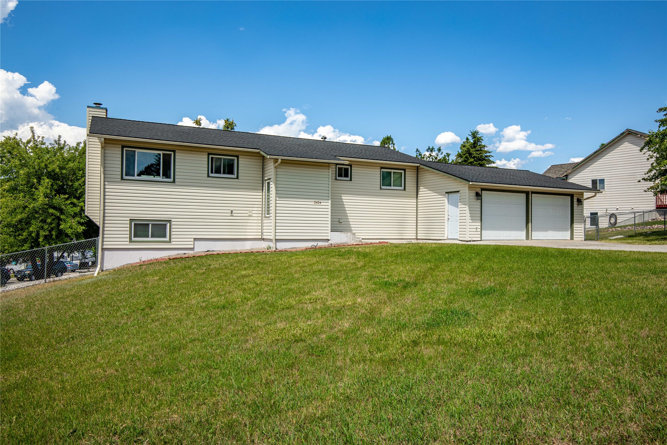 2424 55th Street Property Photo 14
