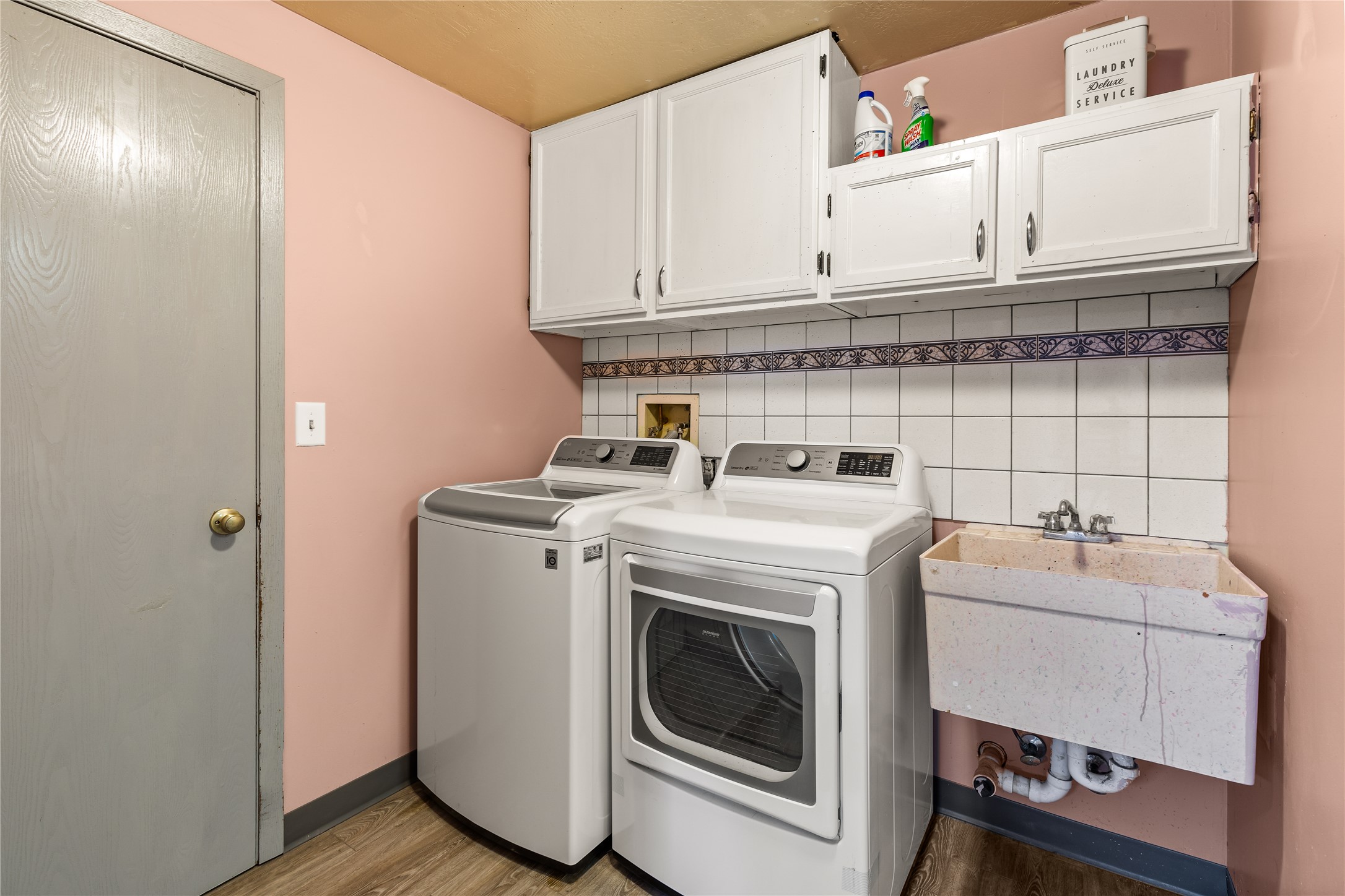 2424 55th Street Property Photo 55