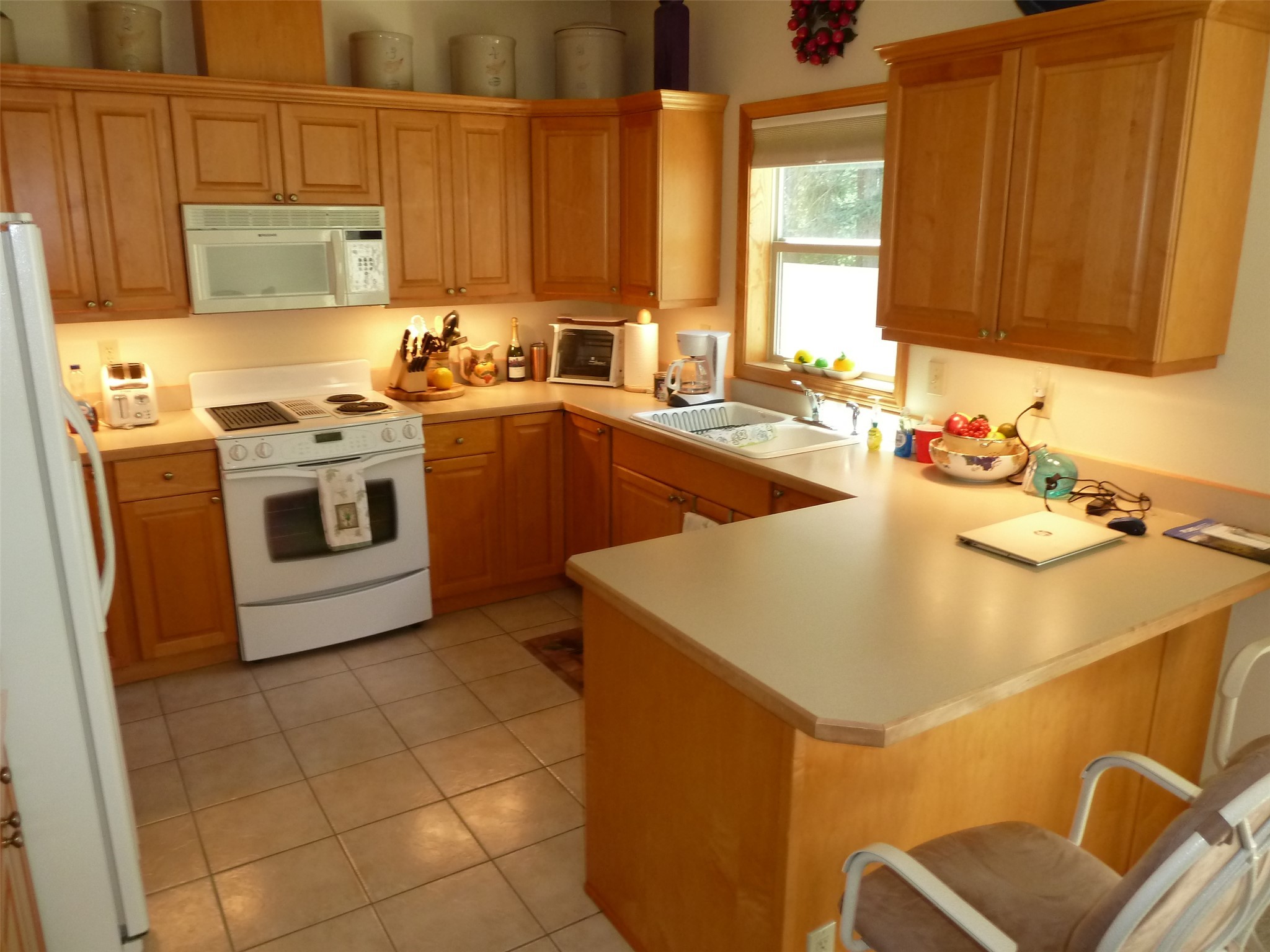 602 Stoner Loop Property Photo 6