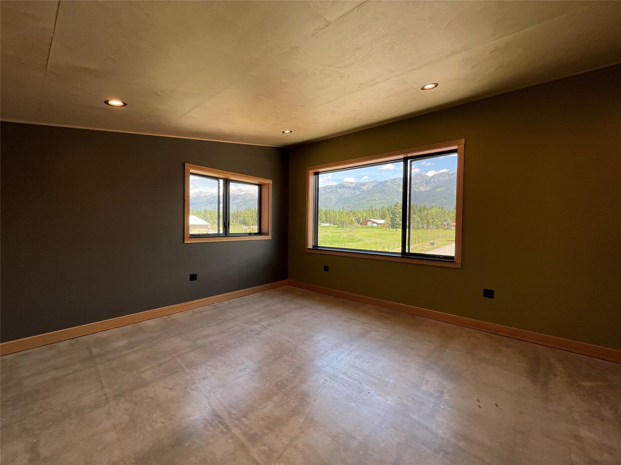 11926 Mt Highway 83 Property Photo 46
