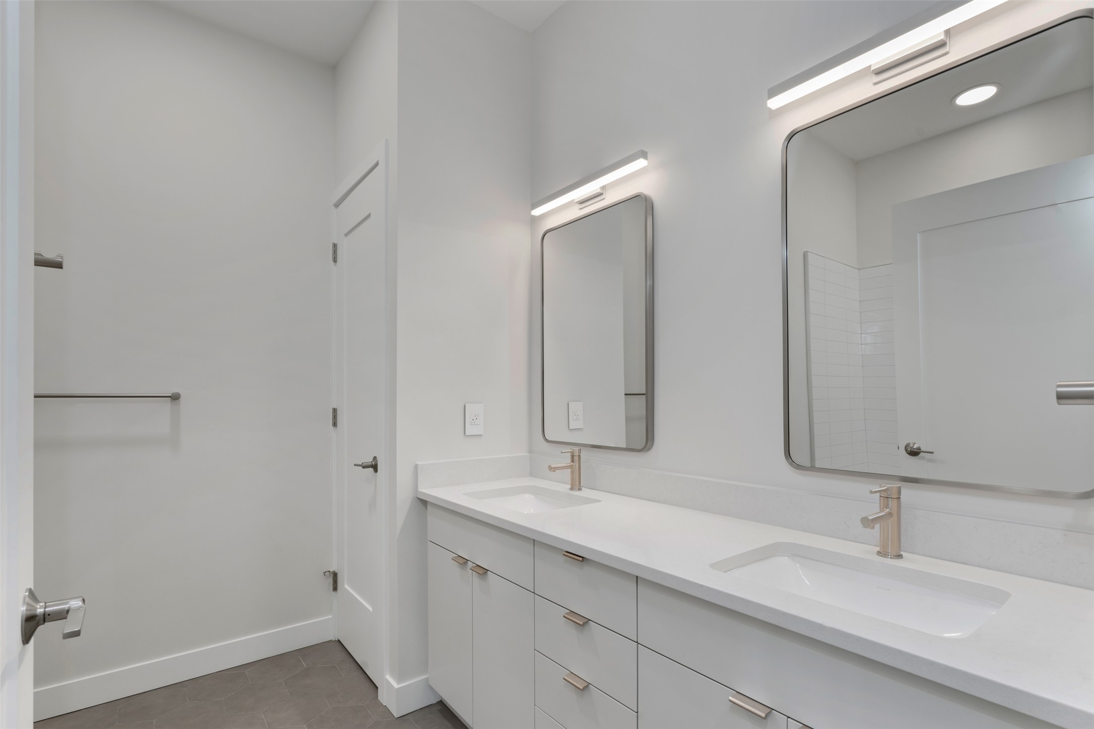 265 S 4th Street E 405 Property Photo 18