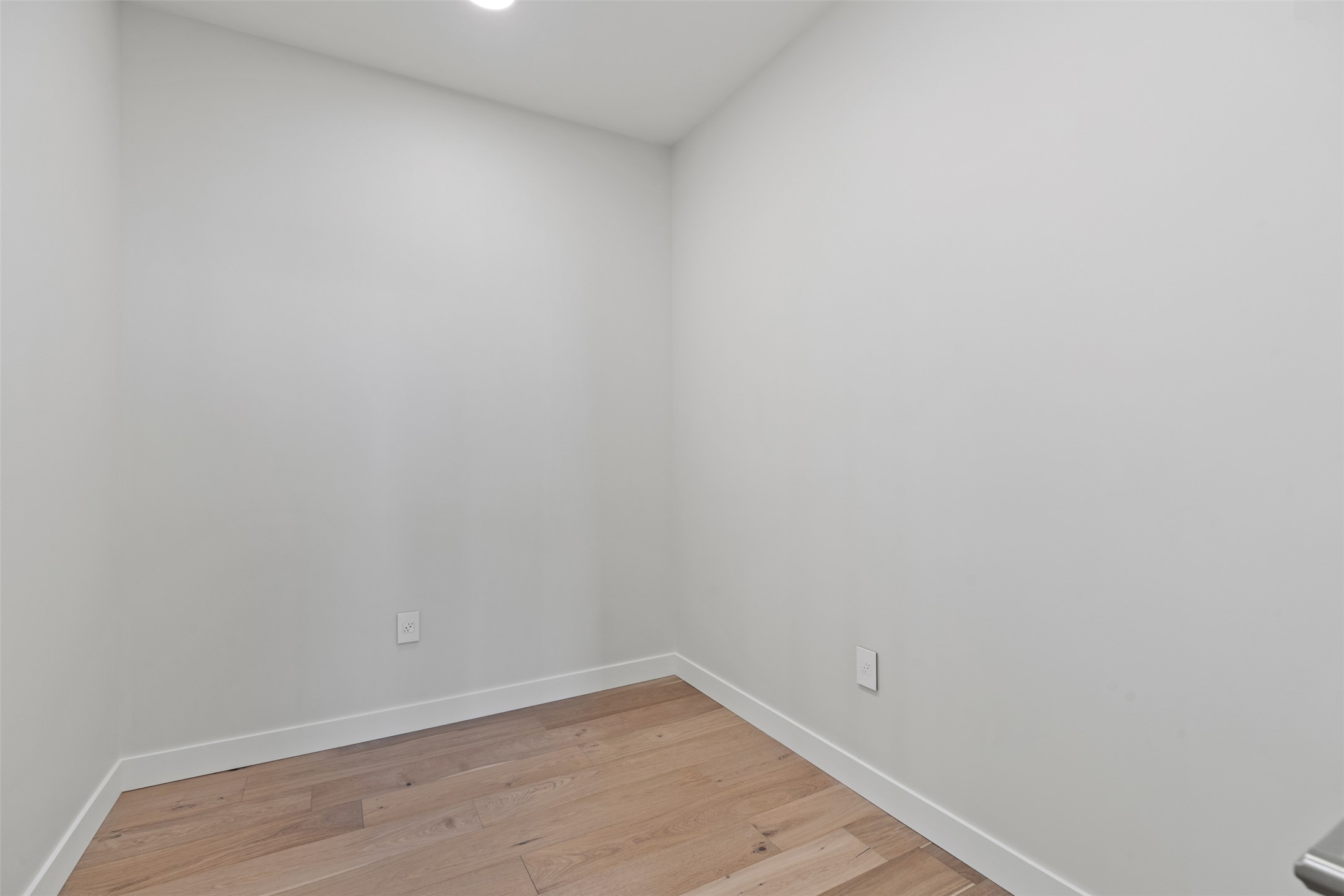 265 S 4th Street E 405 Property Photo 20