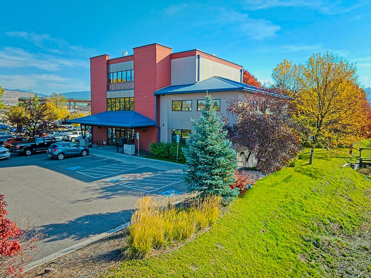 2819 Great Northern Loop B4 Property Photo 2