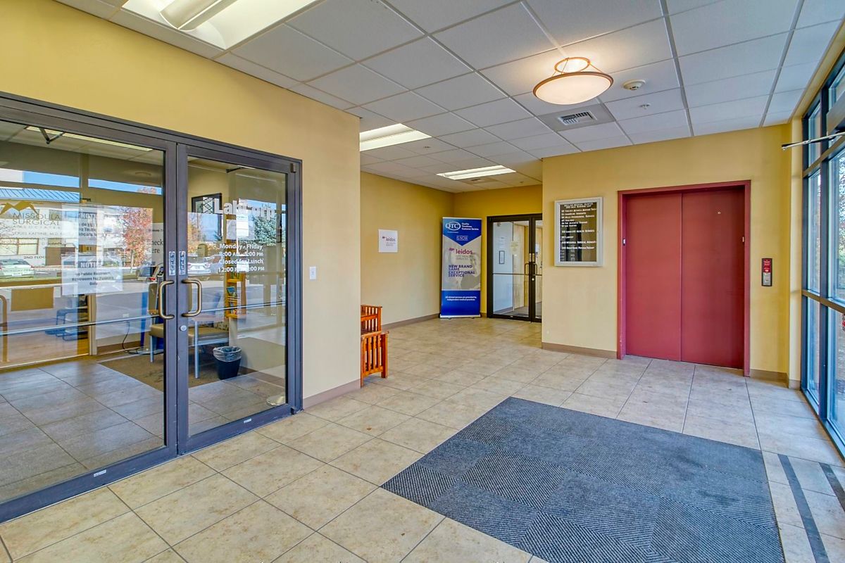 2819 Great Northern Loop B4 Property Photo 6