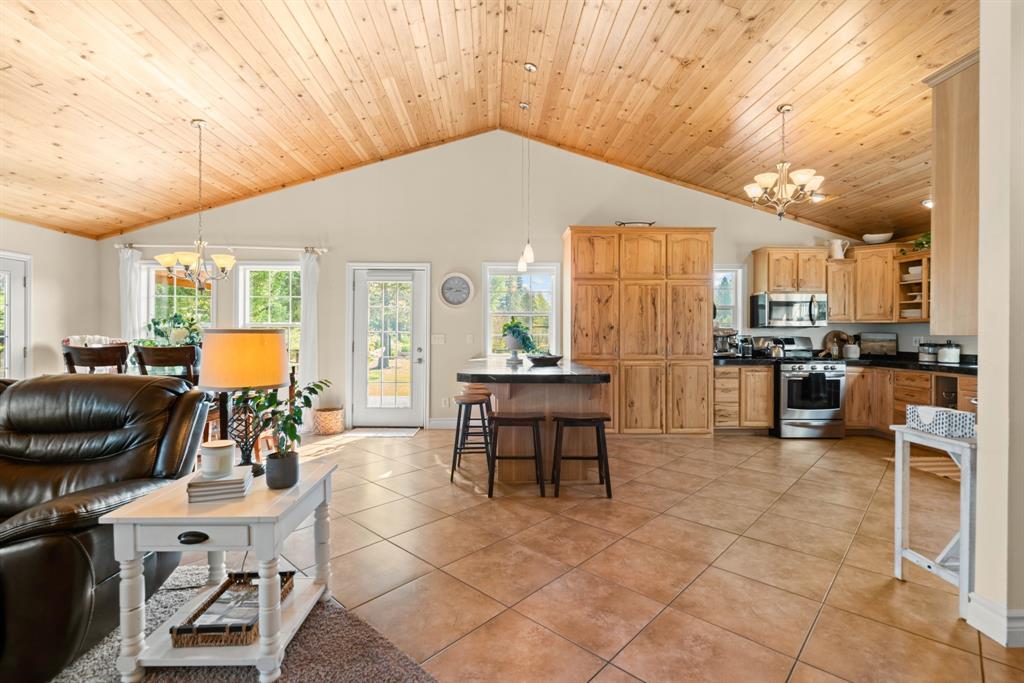 9 Sandi Lane Property Photo 22