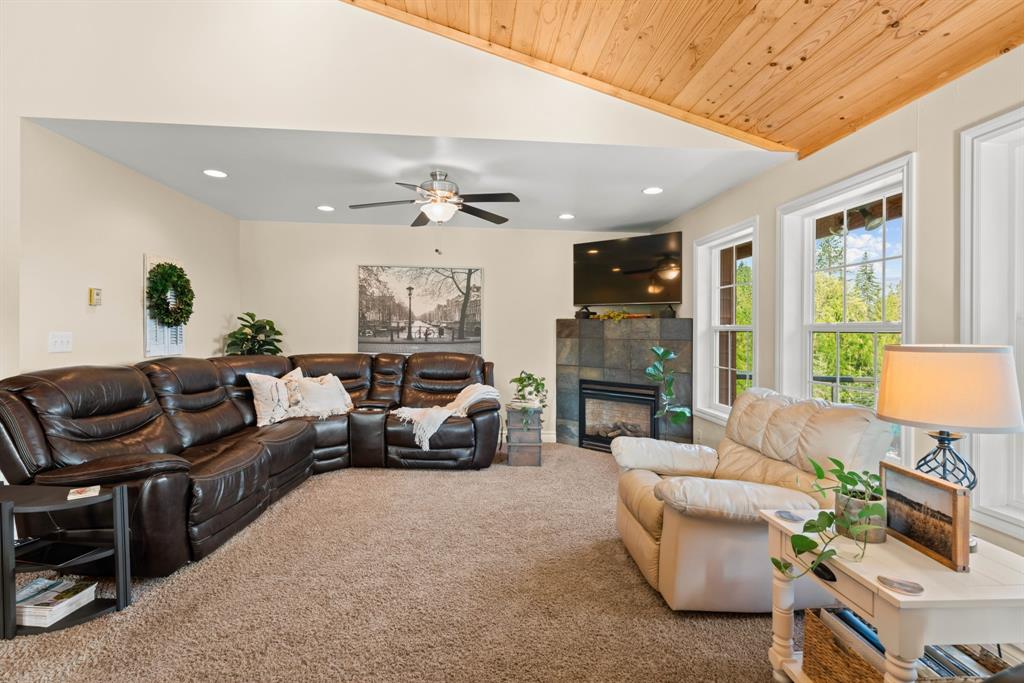 9 Sandi Lane Property Photo 31