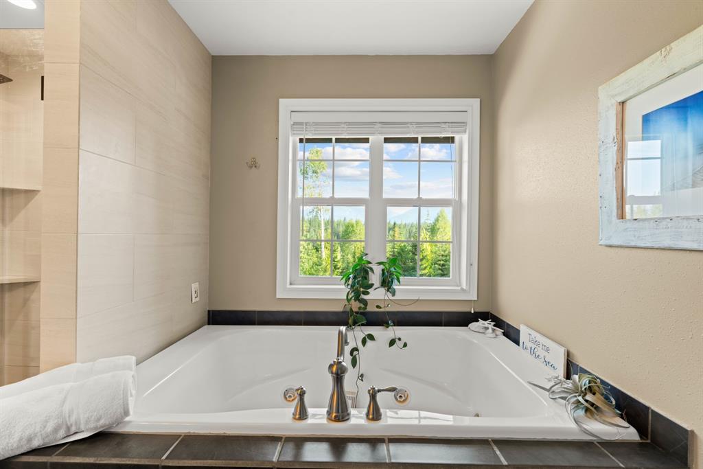 9 Sandi Lane Property Photo 43