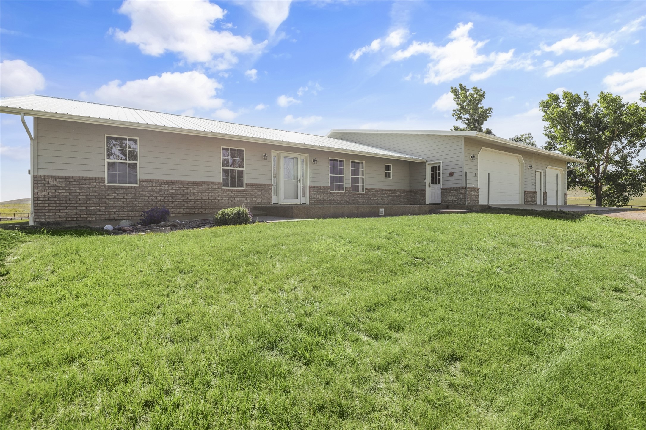 185 S Birdtail Road