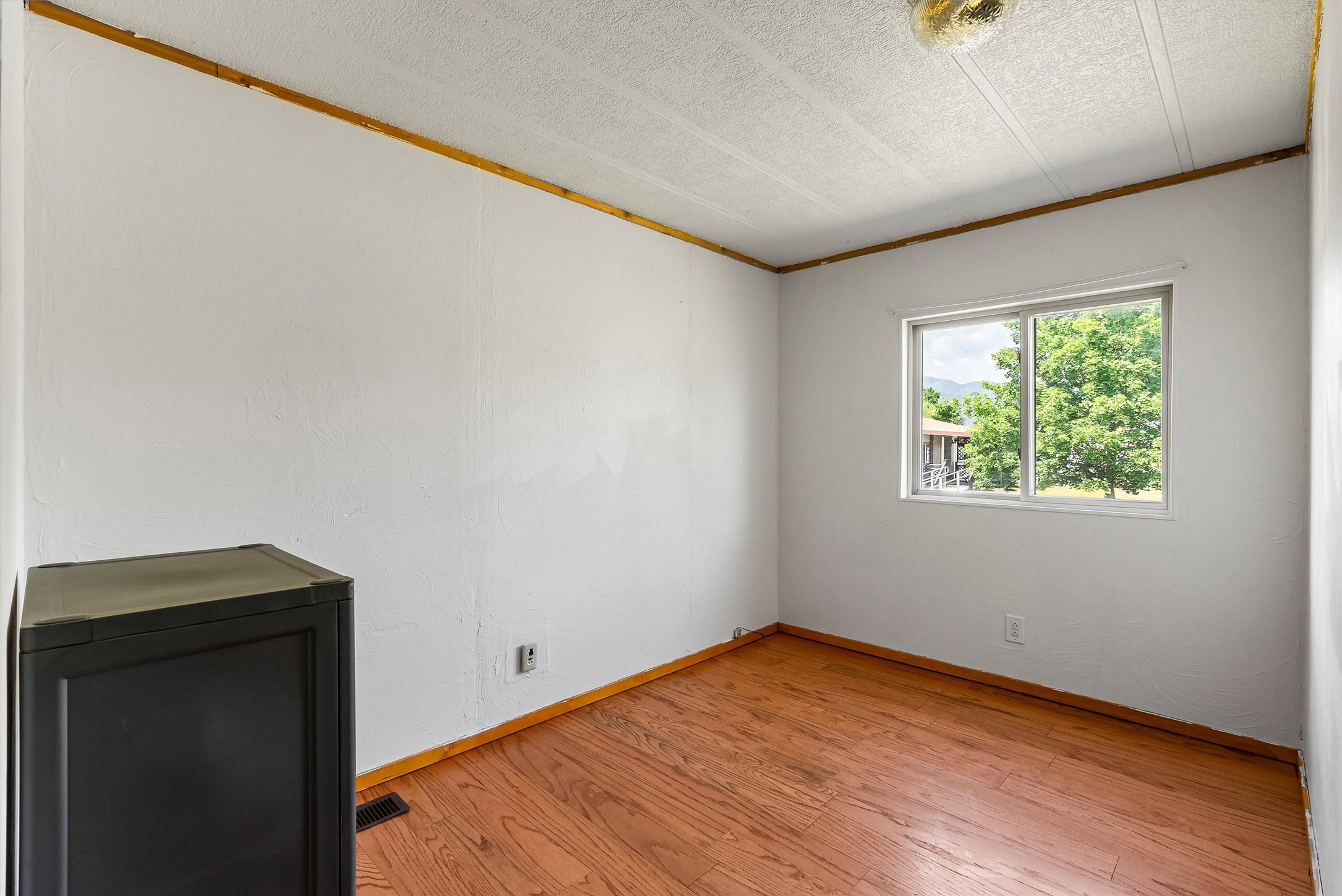8105 Pheasant Drive Property Photo 27
