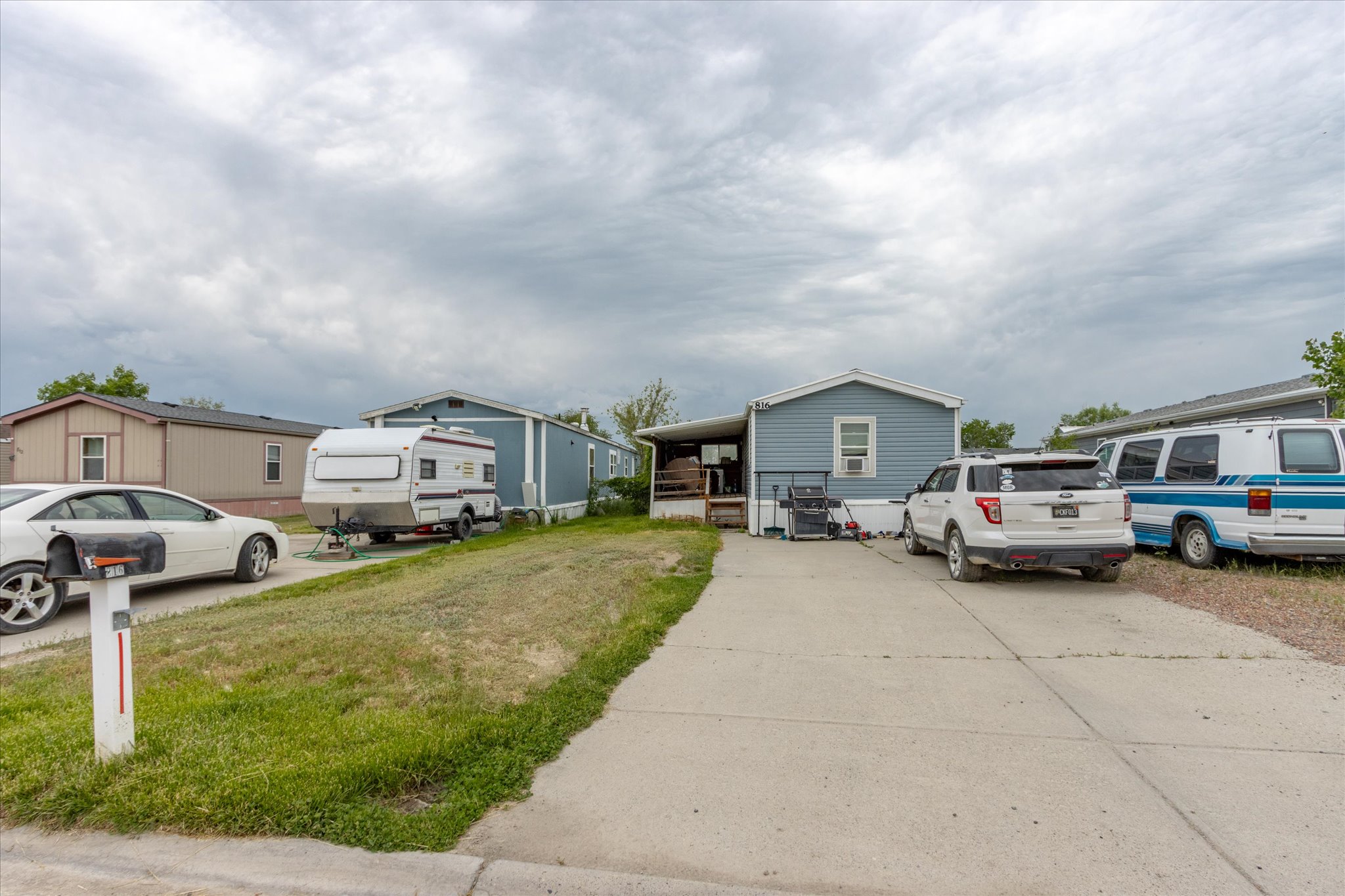 802-816 Date Avenue Property Photo 8