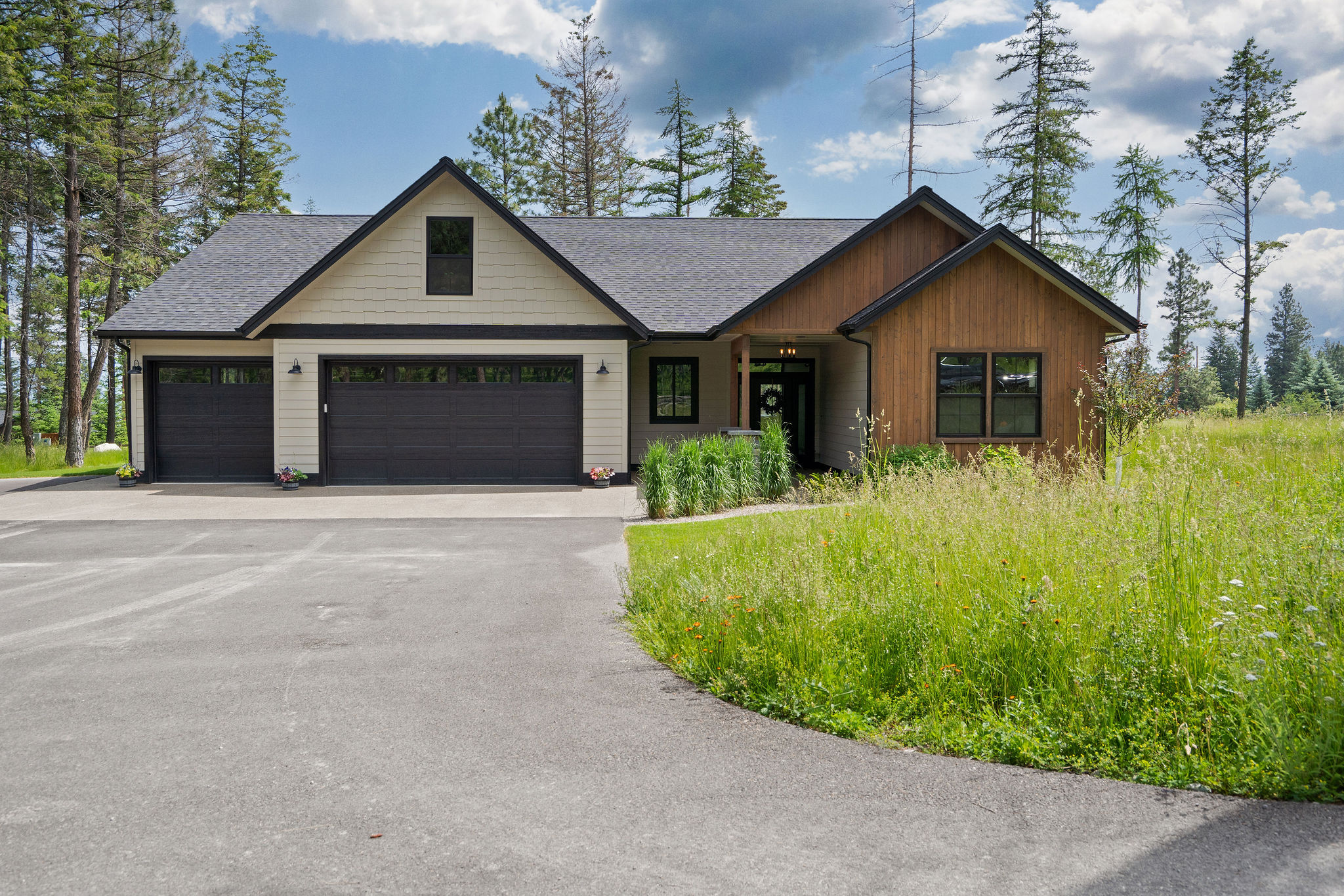 331 Deer Creek Road Property Photo 2