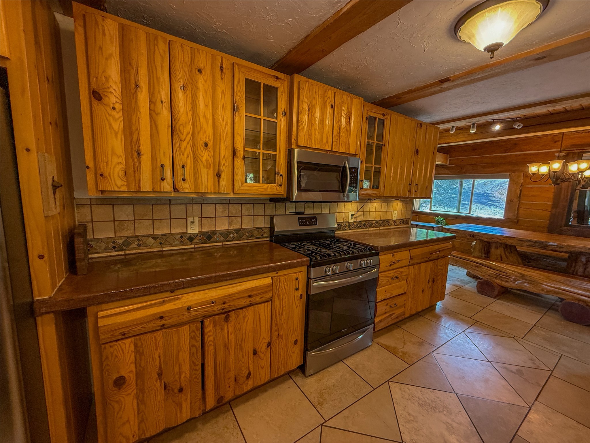 23254 Dayton Creek Road Property Photo 18
