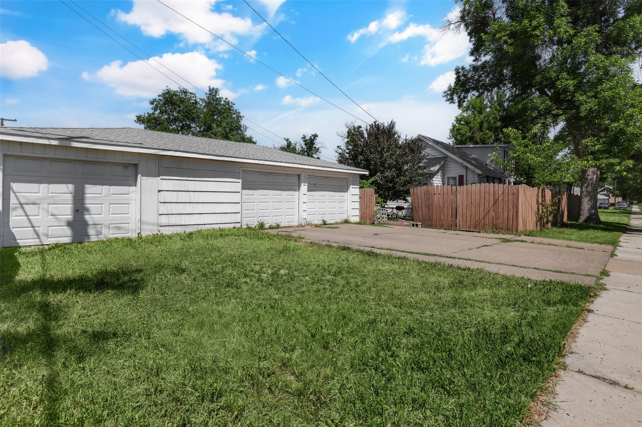 1126 4th Avenue S Property Photo 2