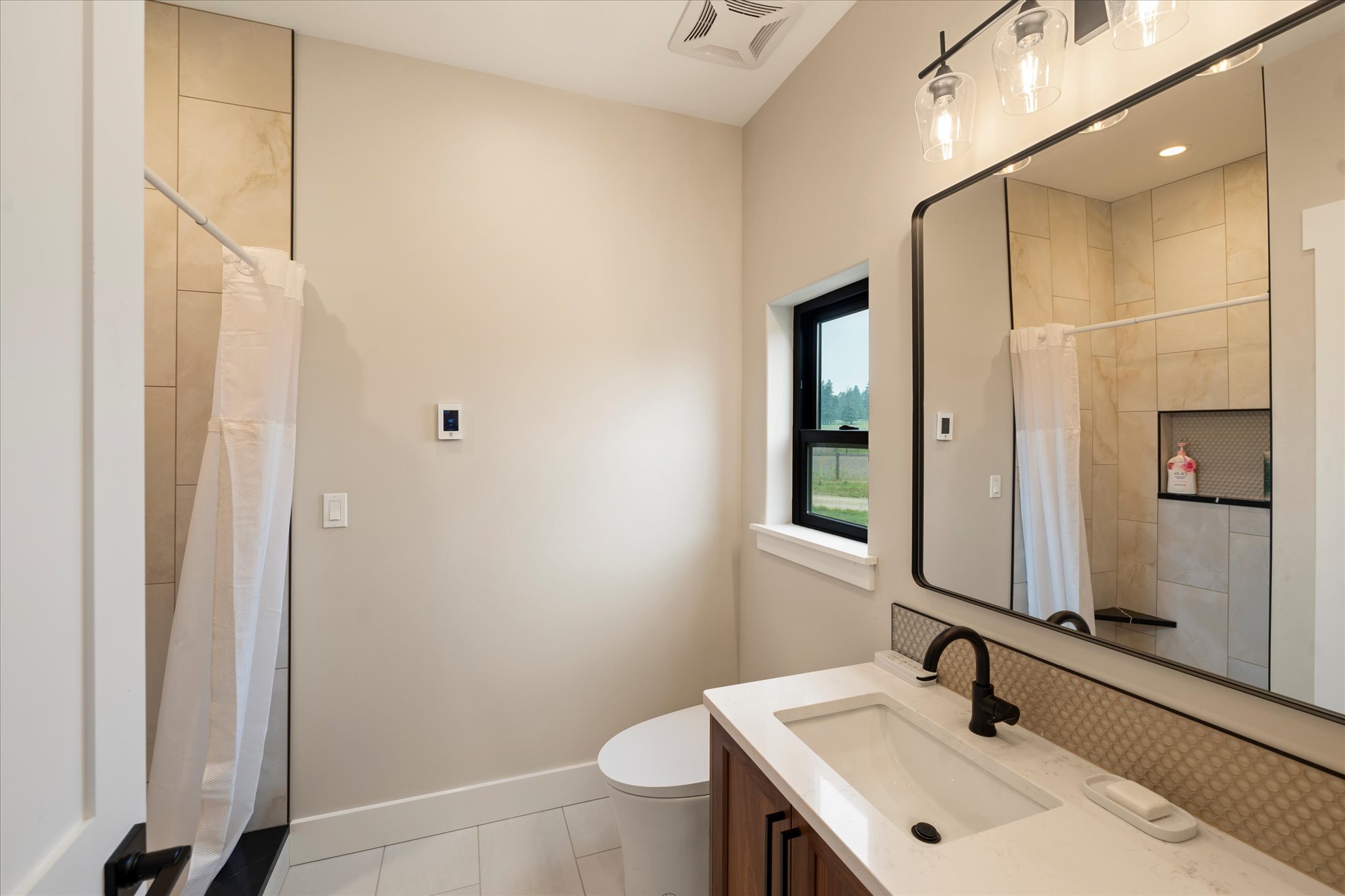 834 Blackmer Lane Property Photo 48