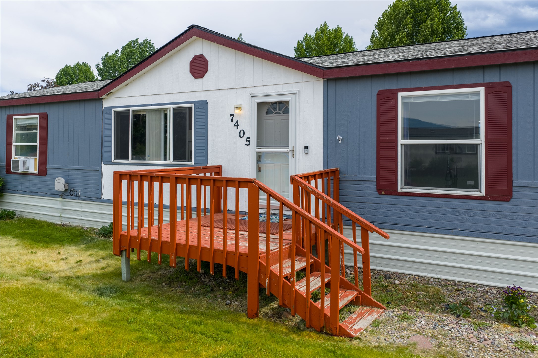 7405 Azalea Drive Property Photo 2