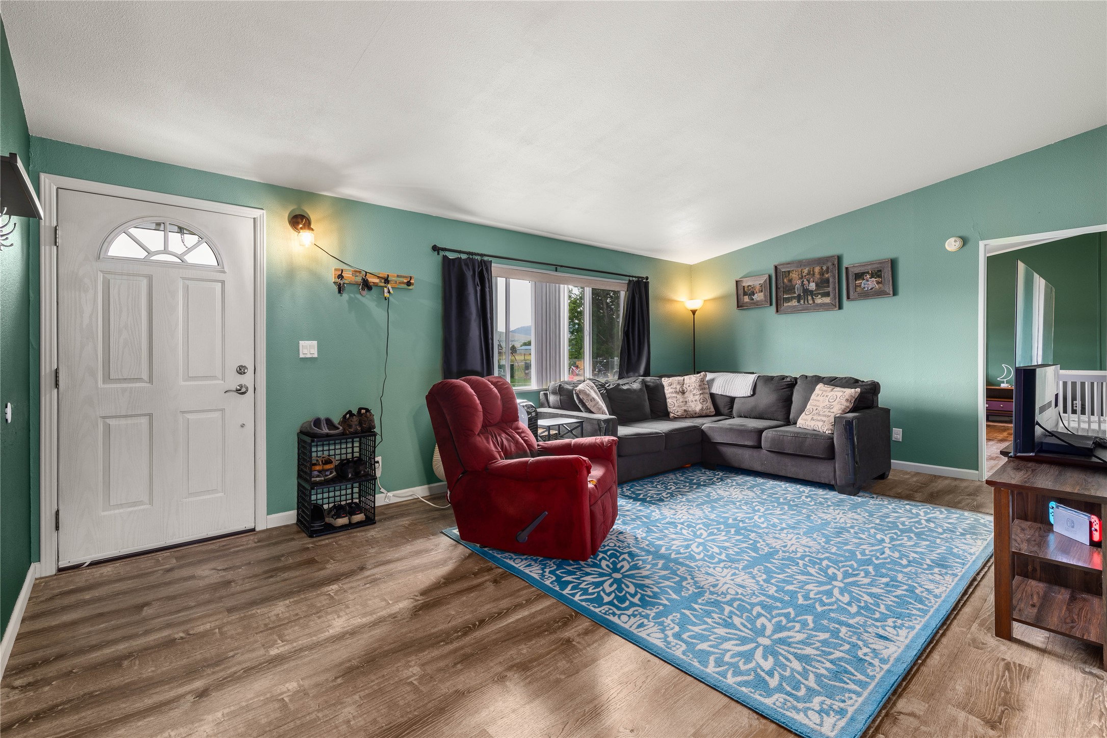7405 Azalea Drive Property Photo 4