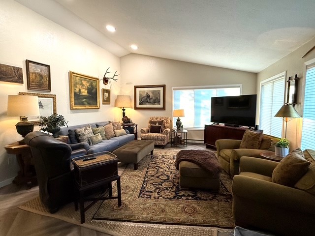 407 Bay View Drive Property Photo 9