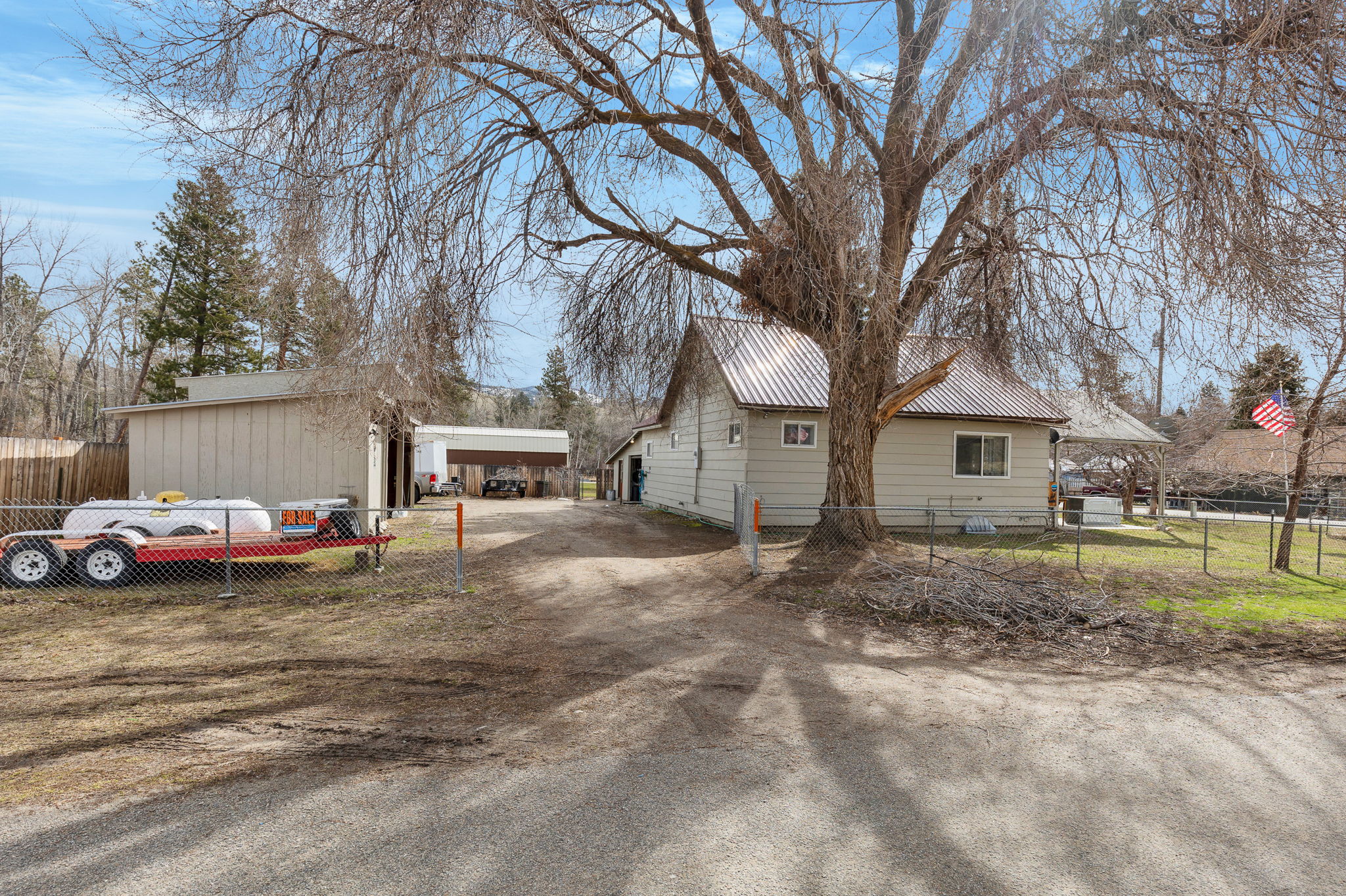 202 Waldo Street Property Photo 24
