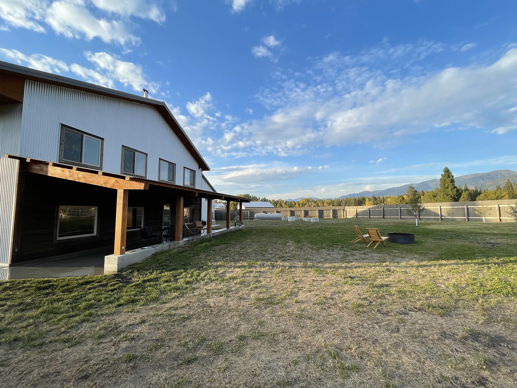 11926 Mt Highway 83 Property Photo 6