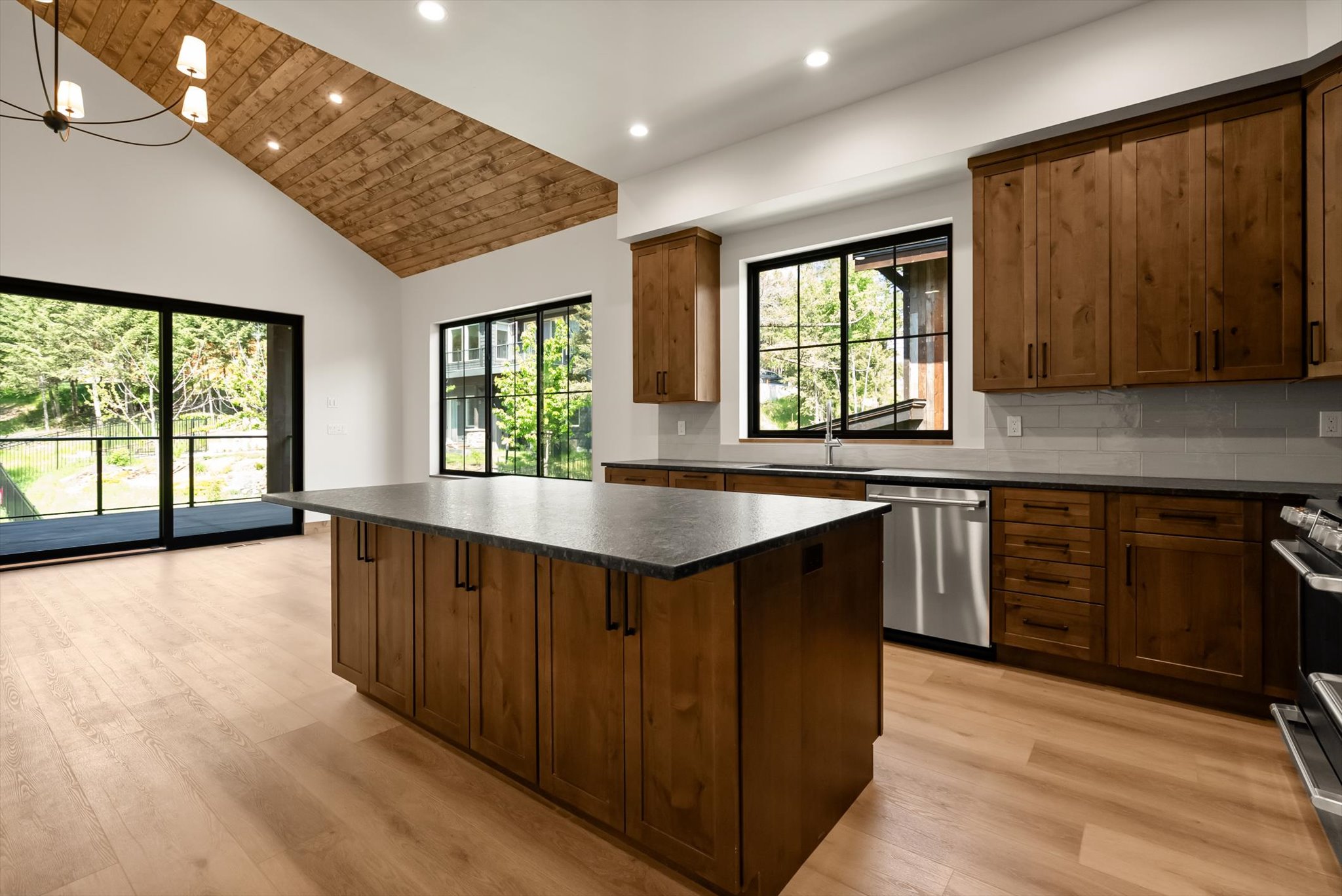 508 Dakota Avenue Property Photo 11