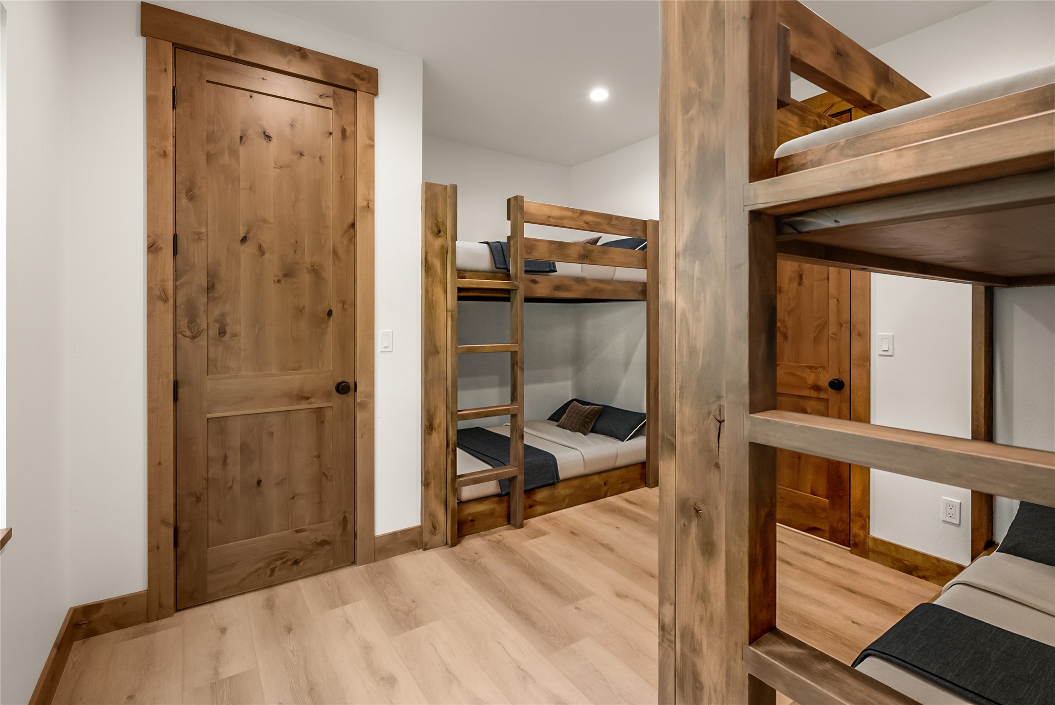 508 Dakota Avenue Property Photo 32