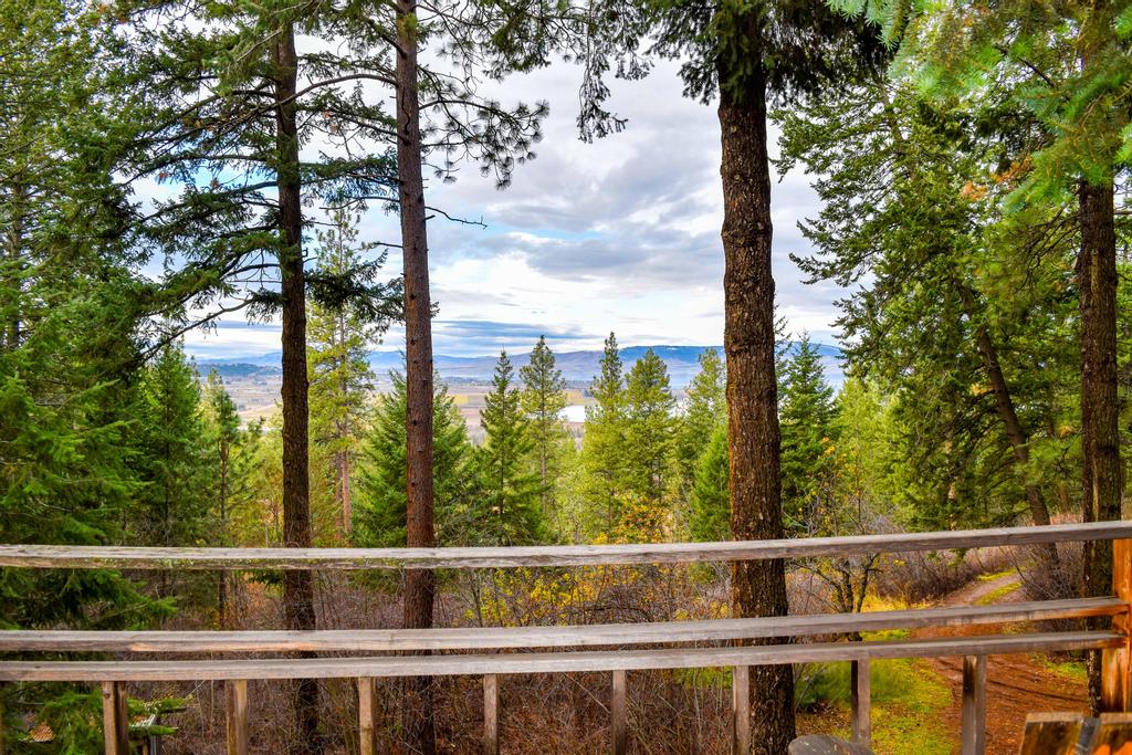 32927 Hellroaring Road Property Photo