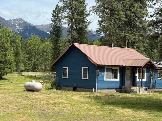 6794 Hwy 83 N Property Photo