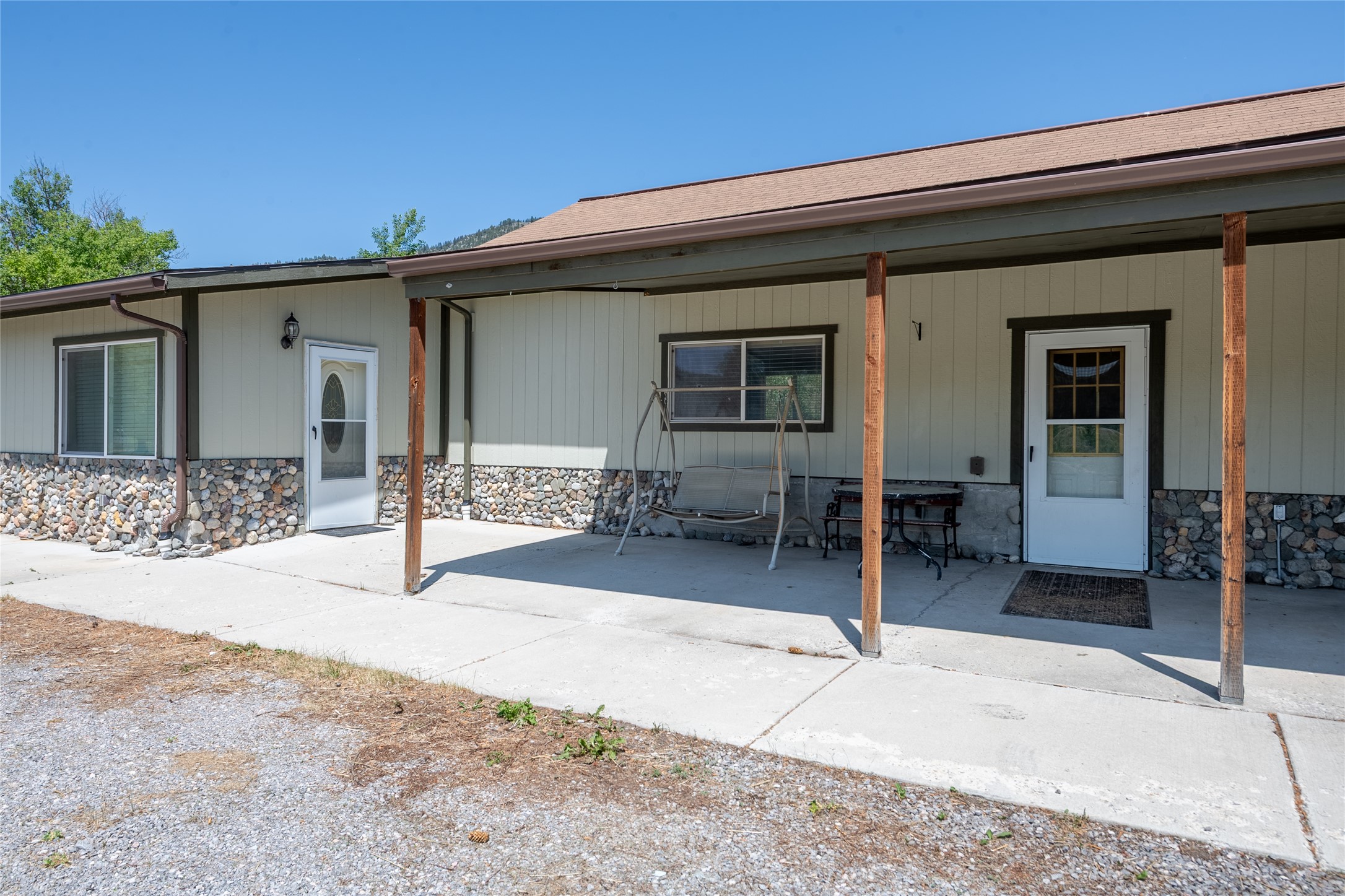 239 Drummond Frontage Road Property Photo 7