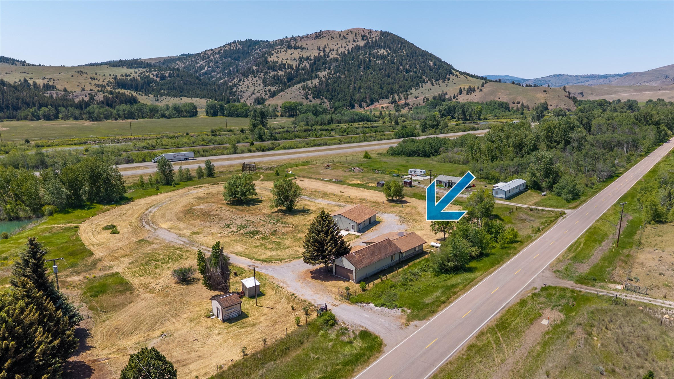 239 Drummond Frontage Road Property Photo 33
