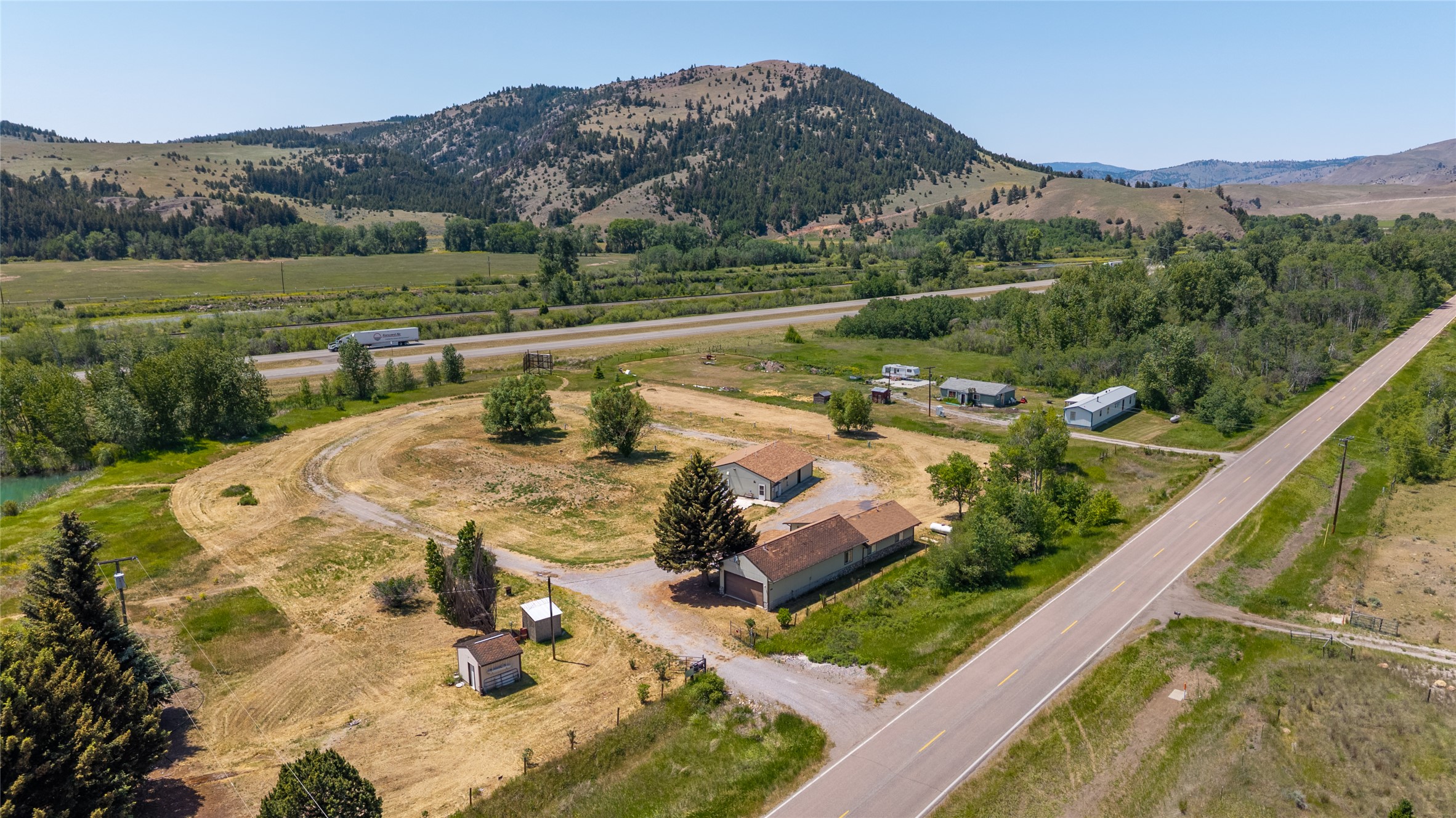 239 Drummond Frontage Road Property Photo 34